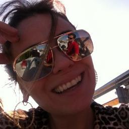 Agoora estou pensando em nois Dois..♫.... (Drimaniaca & Giovannete) .. @gio_antonelli Adriana Esteves