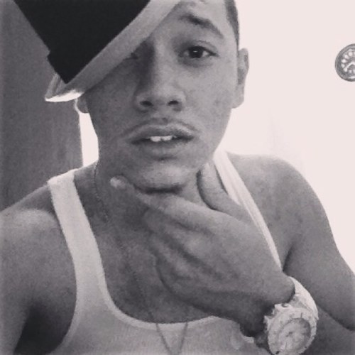 poeticmindset7's profile picture. Just Trying to get My voice heard.Check out my poetry @ http://t.co/wlThk1duYG Follow me on IG, @poeticdistance7