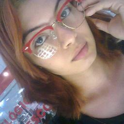 Se não fossem as minhas malas cheias de memórias,ou aquela história que faz mais de um ano. Não fossem os danos não seria eu. Se não desse errado não seria eu.