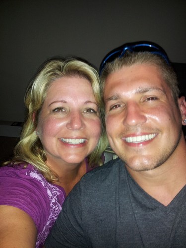 leland2089's profile picture. Heat Fan, UK Fan, Colts Fan, Yankees Fan.... Sullivan U. I serve AS OF NOW. Love, Life and the pursuit of happiness