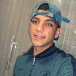 Since -  23/12/1993 - sou do #REGGAE sou do Surf sou da vida sou do bem vivo o momento penso em mim penso no futuro vivo meu presente !* #TENDEO'  ?