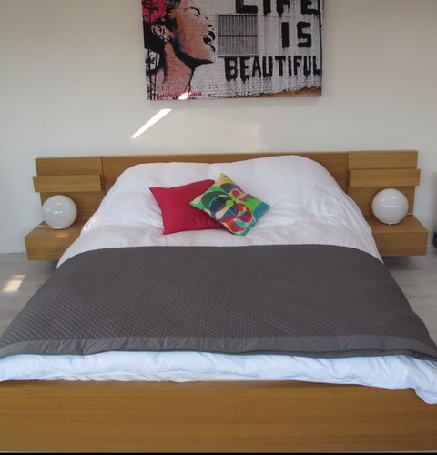 StudioXChurch's profile picture. Kingsize B&B in our Luxury Garden Room, located minutes from miles of beautiful sandy beaches and a short walk from Christchurch's charming town centre and Quay