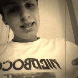 só passei pra disser que o gabii é uma pessoa muito importante pra mim... E que eu TE AMOOO mtmt no S2 da @_GabyGatin