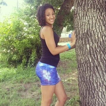 This yo CooFriend @ObeyNaee_ hacking yo Bio ♥ i Love you Bunches ;* FOLLWER ha NOW. * taken * 2/19/12 *