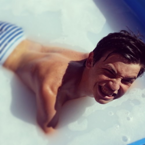 VictorRealG's profile picture. Antes de juzgar conoce, te puede sorprender. // Instagram; victorgm09. //Cuando algo quieres, tienes que luchar por ello. No te rindas te puedes arrepentir