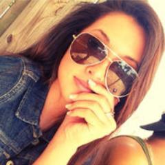 Body in AL, Heart in HI. Loves the sun. Just plain Zoe. Classic movie lover. Dealficks project lead. #Followback #F4F #TeamFollowBack