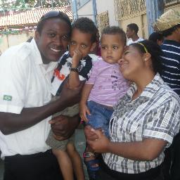 robertamonique@live.com