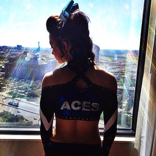 CheeerQuoteess's profile picture. 