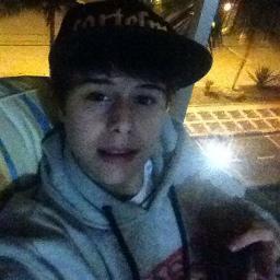 Everything will be okay in the end If it's not okay, it's not the end. Since: 21/11/11 Oficializado: 30/11/11 Seguido: 03/12/11
