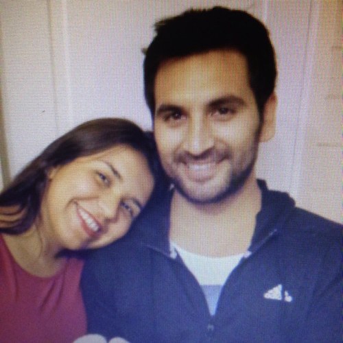 Privilegiado de tener dos madres Myriam y Maria, primero de cuatro hermanos, esposo, padre, amante del futbol, la musica y el cine