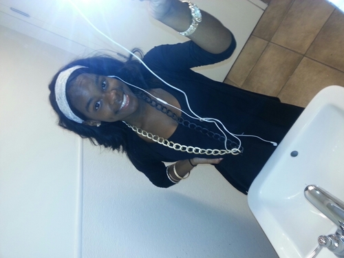 -One MAIN Priority & Thats My Kyndall Brown ! SIMPLE !!! |	#ProudMommy |	#Independent .|Dont Like Me ? Suck Some & Die Slowly |	#TeamFaithful