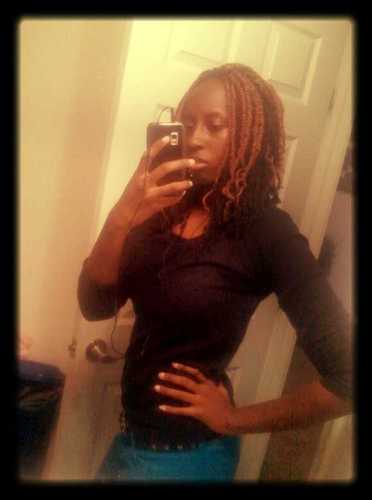 follow me ill follow back willing to meet new people.luhvn onli 1..thug lfe.... liven my lyfe #nodrama #luhv all my haters and jockers!!!