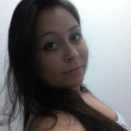 .

Sou uma pessoa difícil admito, então antes de entrar na minha vida certifique se você é forte o suficiente para ficar...