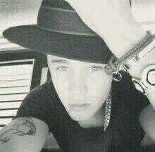 jaybeefurlive's profile picture. A Proud Belieber. I love Justin Bieber more than food!! HAHA