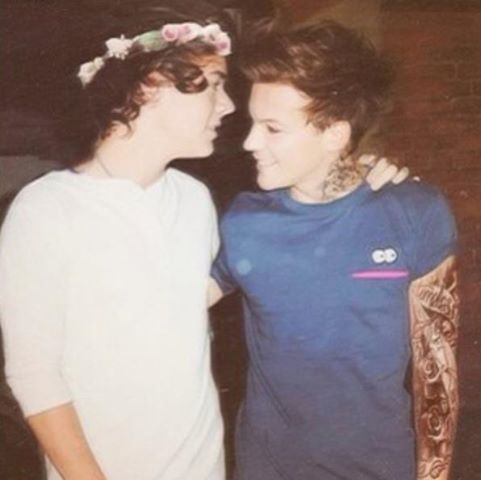 FREE FOLLOW BC ILY FOLLOW ME @ZIALLPIMP IF U REAL