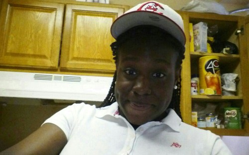 Follow i follow back . Smart gurl nd don't care bout my haters only da fans.