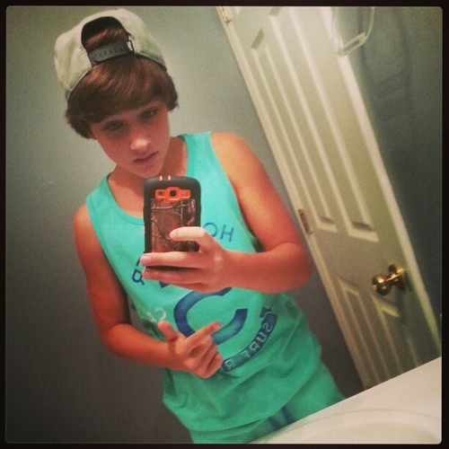 Follow me on IG~ ohhcam