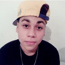 -Se tu choras por ter perdido o sol, as lágrimas te impedirão de ver as estrelas ;*