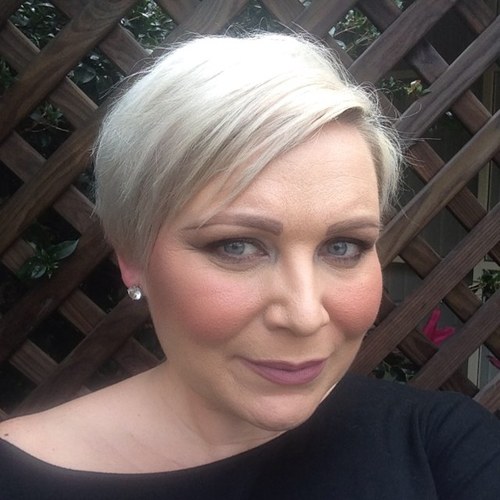 Style_DesignCo's profile picture. Image Advisor & Stylist