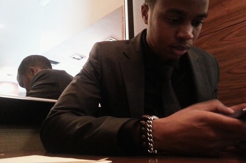 ikizza01's profile picture. 