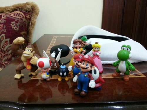 video gamer/anime tv show .collecter figures and anime
