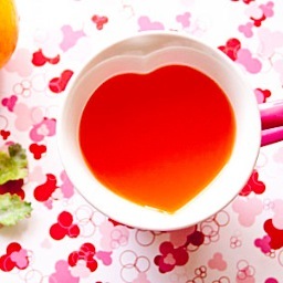 gprecious's profile picture. G-Precious Web Shop　飲み物を注ぐと、ハートが浮かび上がるハート型カップと基礎化粧品ミスピュアスーパーモイストゲルをご紹介♪メラミンのハート型マグカップも豊富なカラーバリエーションで新登場！！