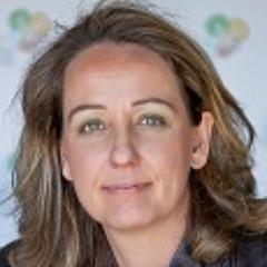 Ex-Presidenta de la Federación Española de Familias Numerosas, @famnumerosas #Madre de 4 hijas, abogada,convencida del valor positivo de la #familia