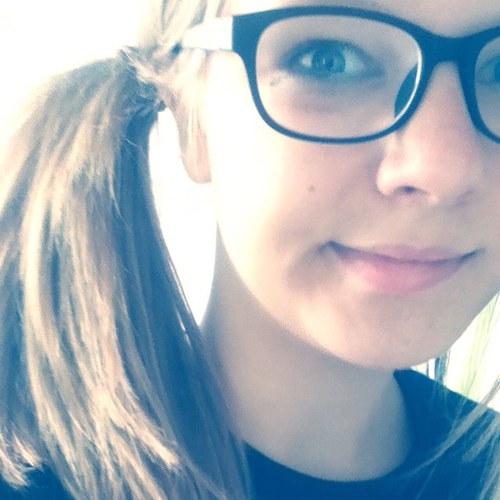 Lina | 14 | K-Pop | Black Jack & VIP | Belieber | Ninja *U*