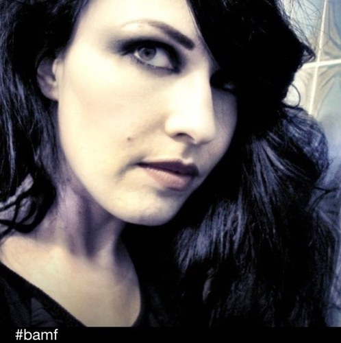 AyrLoxide's profile picture. scientist, model, loctician, blogger