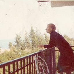 KubraHYazar's profile picture. Sema Yazar Gençlik Vakfı (Y.K Başkanı ve kurucu)  (Sema Yazar Youth Foundation, chairman of the board and settlor))