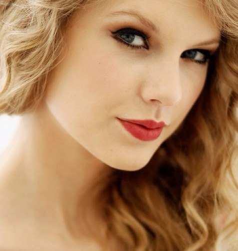 I love Taylor Swift, Justin Bieber, Katy Perry, Pink, Alicia Keys, Music is the greatest. #TeamFollowBack