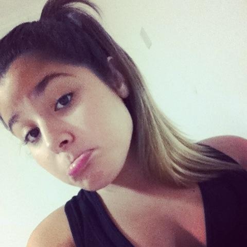 '' eu poderia ser melhor , mas nao seria eu ''
Instagram : beeeela_