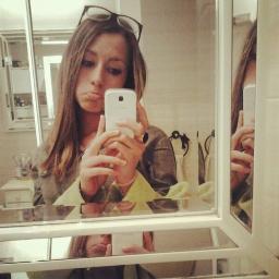 LouiseMccartne1's profile picture. 