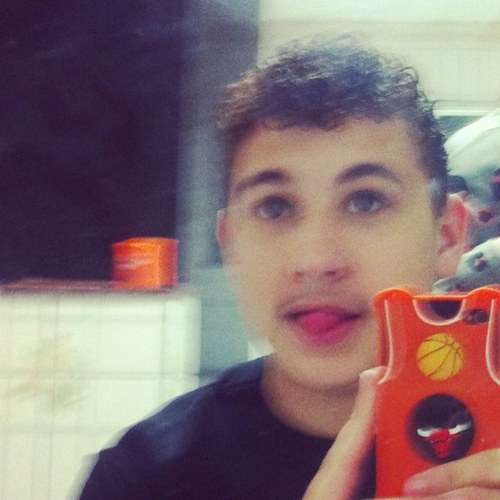 @thomaz10