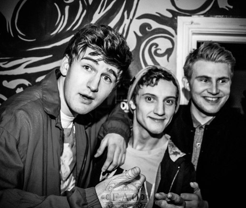 OllieFelts's profile picture. Taio Cruz's winter wardrobe adviser.