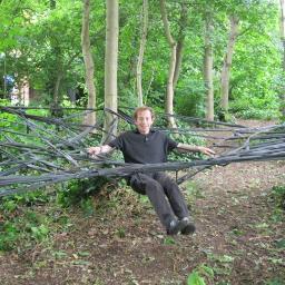 rubber spiderweb builder
