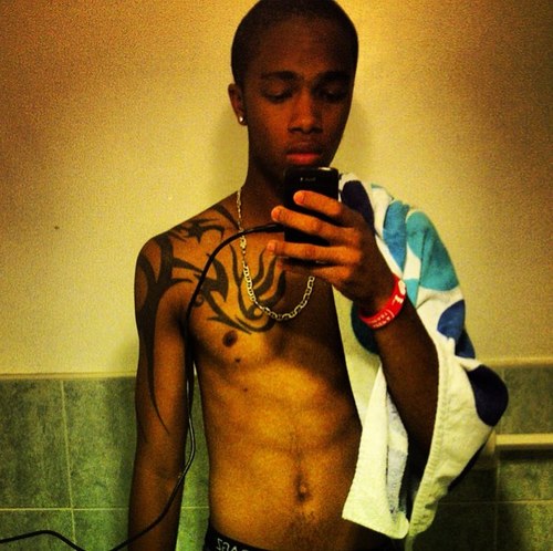 Reno aka gazaman :)|| gaza me sey|| I love my life and everyone in it :D II #TeamBahamas