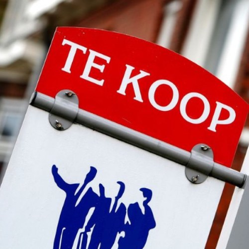 Gratis huizen in en rond Vlaardingen in de verkoop tonen. Aanmelden is GRATIS stuur een mail met tekst en foto's naar : eenhuisinvlaardingen@gmail.com