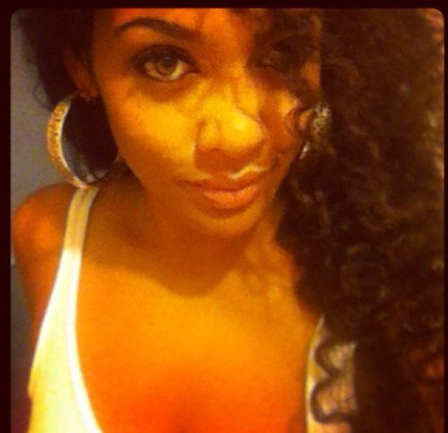 Moneyblasian's profile picture. 