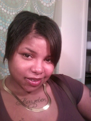 DA NAMES SHEA,IM ON TOP OF MI SHYT!I DO WAT I DUZ & I DUZ WAT I DO.IF U DNT LYK IE DEN FU2!!!!IM JUS SAYN. FUKZ W/ YA GRL.
IM GOIN INNN
***SO EXQUISITE***