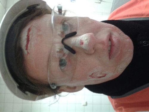 MC_Lotus's profile picture. 12 ambachten, 13 ongelukken. Als lotus (simulatie slachtoffer) gaat er nooit iets goed.