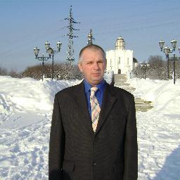 Прекрасная жена, хороший дом, отличный сын. Что ещё надо для счастья?
