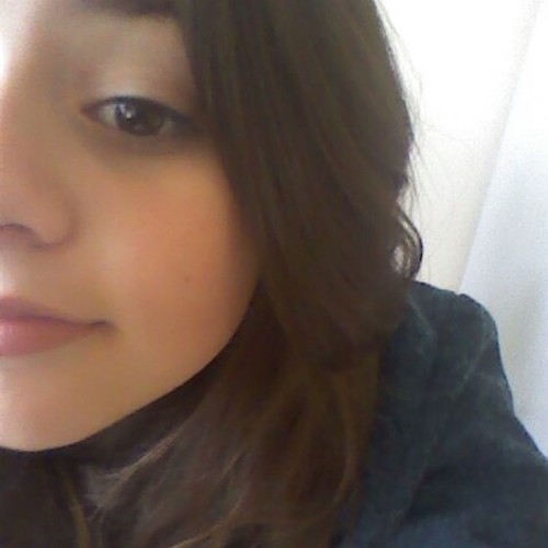 Feia , gorda , ciumenta , chata , besta , loca , estranha , idiota , doida , DIRECTIONER , BELIBER , PRISIONER , 12 aninhos , eu *-*