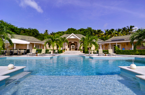 TanamaMustique's profile picture. Heavenly villa on the beautiful island of Mustique.  Tanama sleeps 8 guests, has smiling staff, a fabulous chef and is the ultimate holiday house!