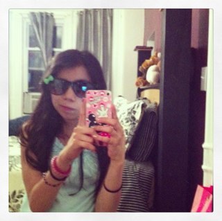 Im yaz and i am from mexico.i made this account to meet more people .well...xoxo talk to you guys forever!!