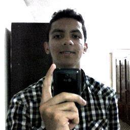 Meu bem onde você está?
Eu preciso falar com você.
Dizer que eu te amo demais,
Sem você eu não sei viver.