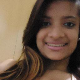 (...) quem tem felicidade, tem tudo ! ''O mundo te destrói, mas Deus te levanta.''
