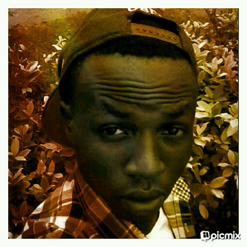 am cool,tall,dark,handsome and sexy...love musics, movies and hangin out wit my frends....also love playin basketball