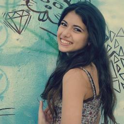 Follow me :) Es tan corto el amor y tan largo el olvido♡-F.R♥(BFF∞)