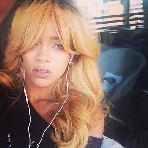 Yeah I'm rihanna. Don't touch me bae. Not your typical girl. (RP) (Bi)
